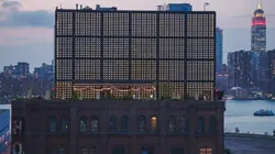 Au-dessus, au-dessous