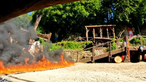 Au galop ! Allumer le feu