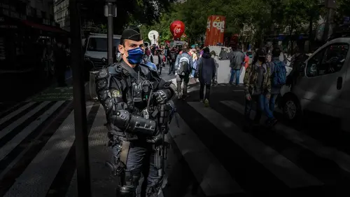 Au nom du maintien de l'ordre Presque mortel