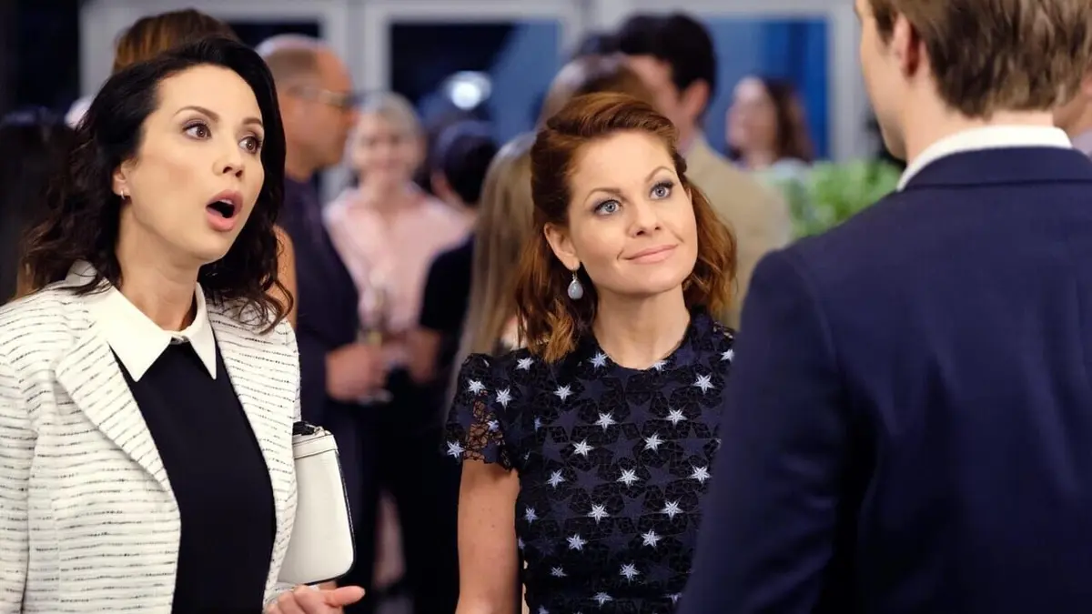 Aurora Teagarden : Meurtre cousu main