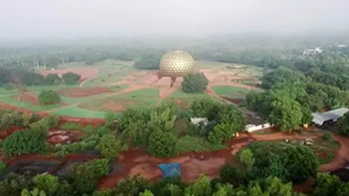 Auroville, la cité utopique