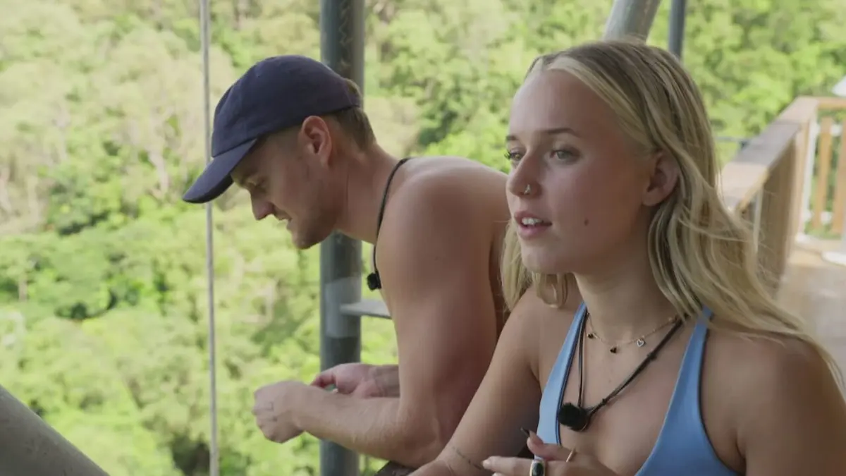 Aussie Shore S01E04 Il y a quelque chose dans l'air