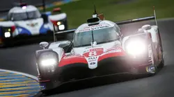 La course  Automobilisme 24 Heures du Mans