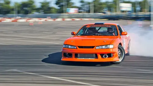 Automobilisme 6e manche. Top 16 et finale