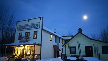 Des loups à la porte