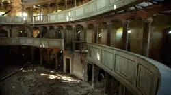 Visuel de Aux portes de l'enfer