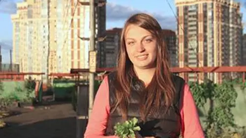 Aux portes de la mer S01E03 Saint-Pétersbourg