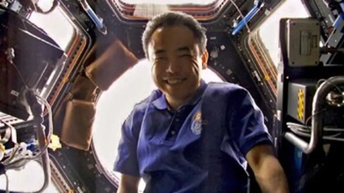 Aux portes du cosmos E01 Opération Farfadet