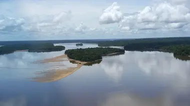 Aux sources de l'Essequibo Un immense delta