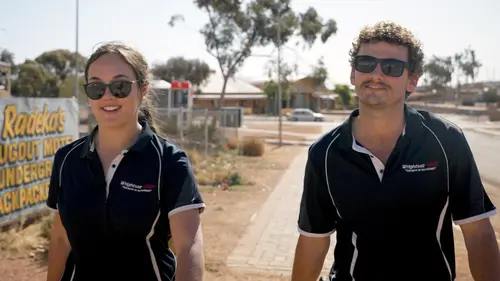 Aviatrices du bout du monde S01E03 Destination Australie