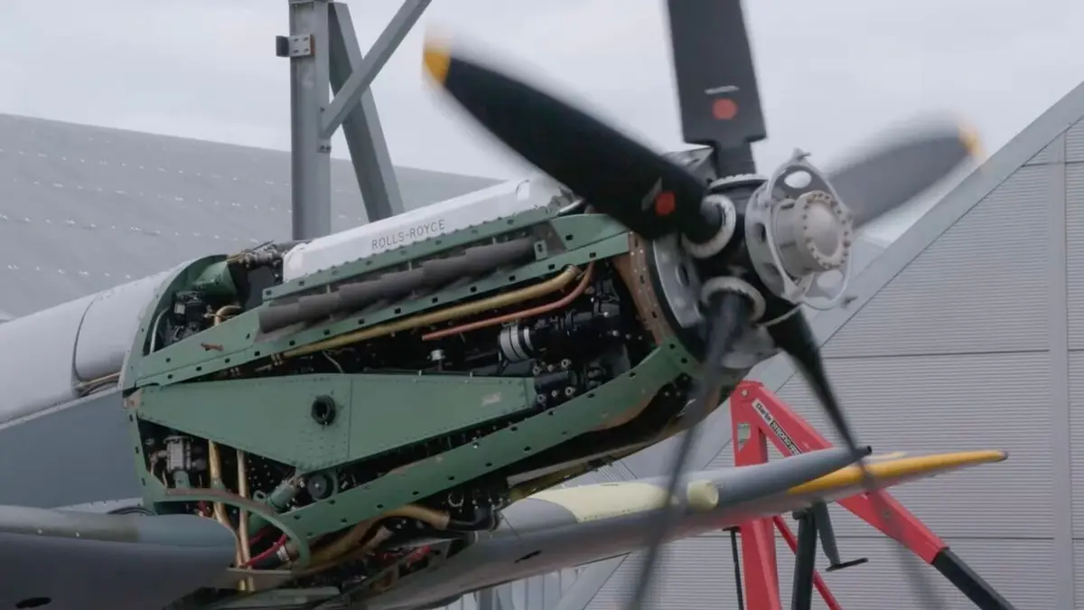 Avions de guerre : Mission restauration Le spitfire de la mort