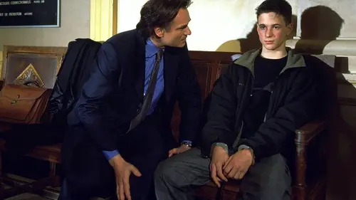 Avocats et associés S05E01 Vice de forme