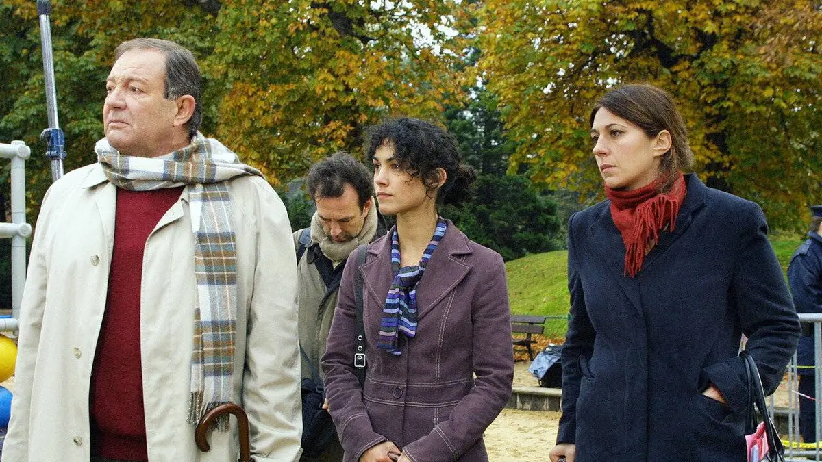 Avocats et associés S08E04 Secrets de campagne