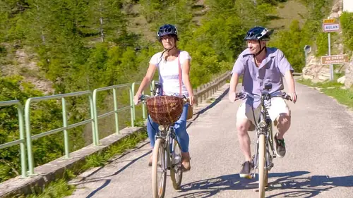 B&B zoekt Lief S01E24