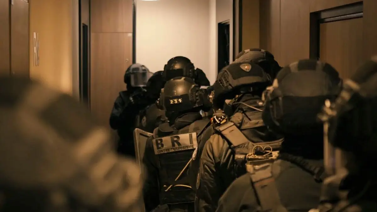 B. R. I. Sous les radars