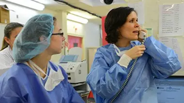Baby boom S02E03 Urgences à Poissy