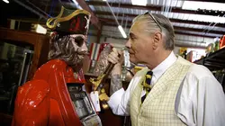 Baggage Battles Big Boy