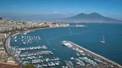 Baie de Naples, la colère des volcans