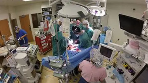 Baltimore Hospital S01E05 Traumatisme