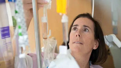 Baltimore Hospital S01E02 Césarienne d'urgence