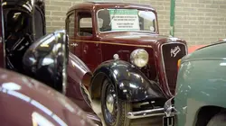 Bangers and Cash S01E08