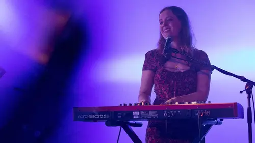 Basique, les sessions Annie Brunell