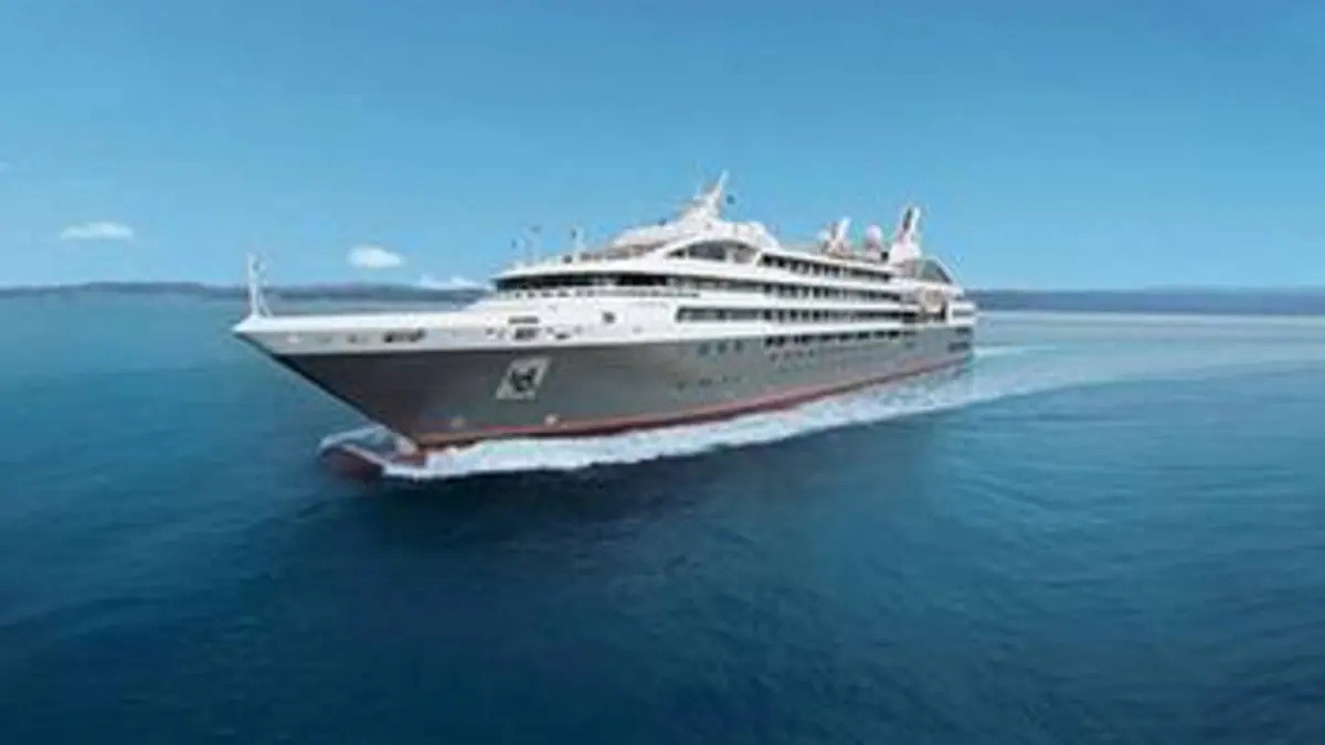 Bateaux de luxe L'Austral, un yacht à la découverte du monde