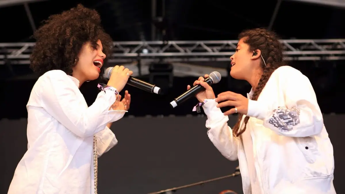 Bâtiment B Oxmo Puccino invite Ibeyi, Sniper et Souffrance
