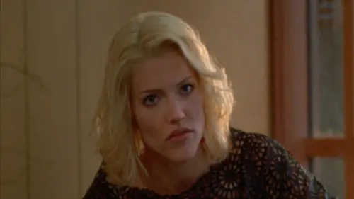 Battlestar Galactica S01E01 33 minutes