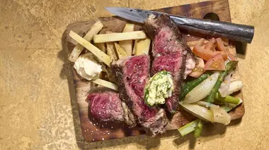 Côte à l'os au barbecue