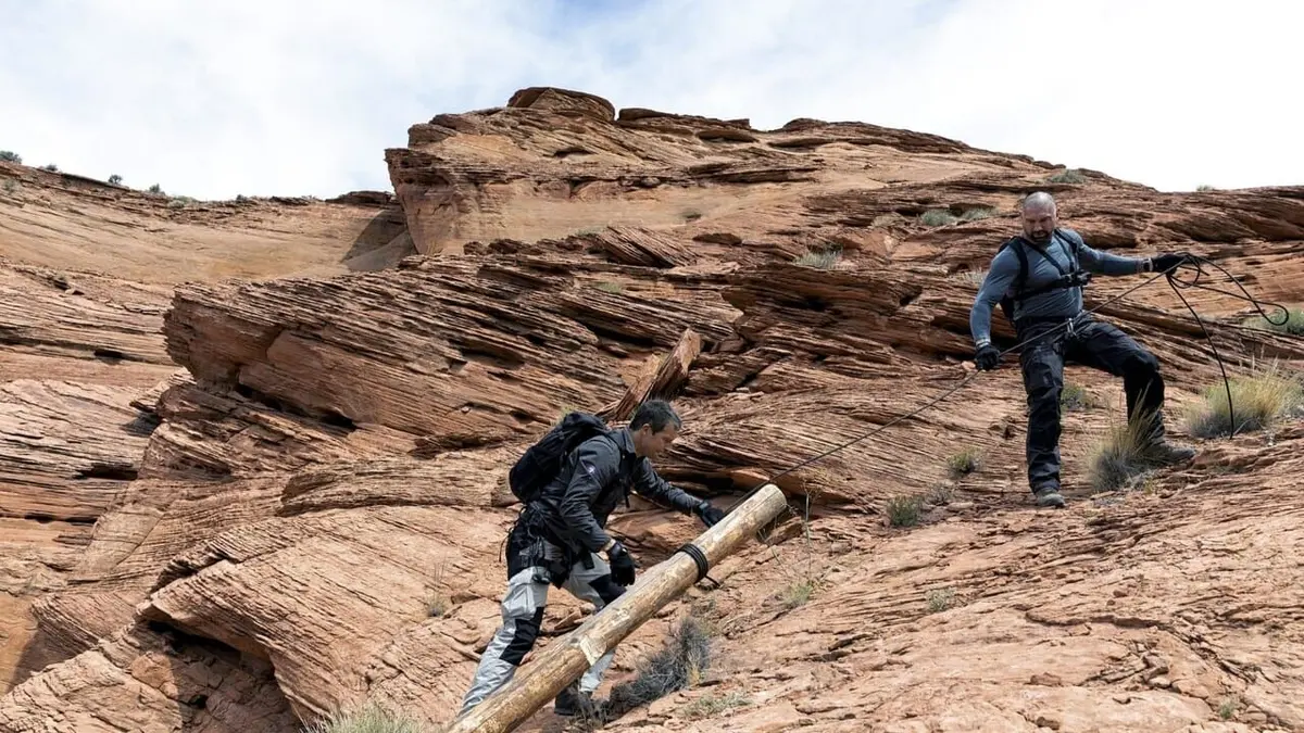 Bear Grylls : VIP vs. Wild Dave Bautista à Glen Canyon, Arizona