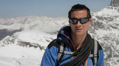 Bear Grylls : VIP vs. Wild Jesse Tyler Ferguson