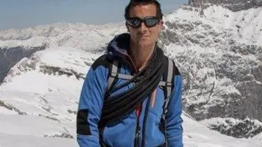 Bear Grylls: VIP vs. Wild S04E00 Keri Russell