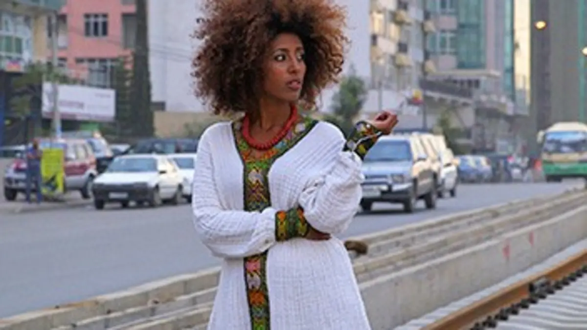 Beautés plurielles E01 Afrique