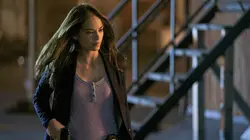 Beauty and the Beast S01E02 Le lac des cygnes