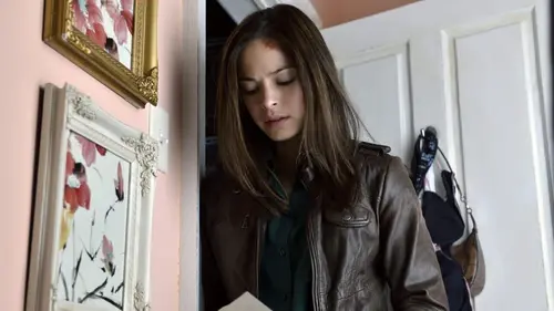 Beauty and the Beast S01E10 Entre deux feux en streaming