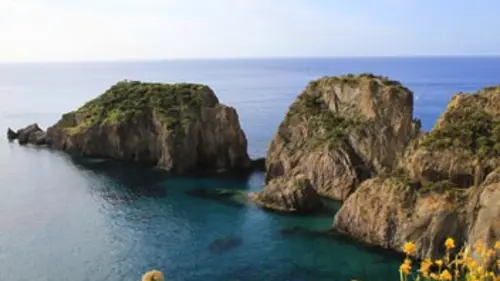 Bell'Italia E03 Les îles Pontines