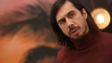 Benoît Gênant Officiel S01E11 De l'art (délicat) de vivre au grand jour son amour des paquets quand on travaille dans l'immobilier