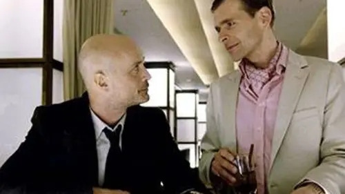 Berlin, section criminelle S01E06 A la rue, à la mort