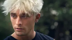 Besoin d'amour  S01E06 Besoin d'amour