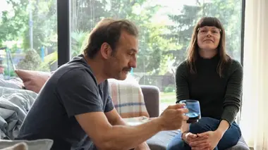 Bête noire S02E03 Emergences