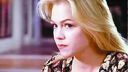 Beverly Hills S04E11 Contestation féminine