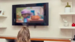 Bienvenue chez les Casagrandes S01E12 La hamburguerre / Un ami pour Bobby