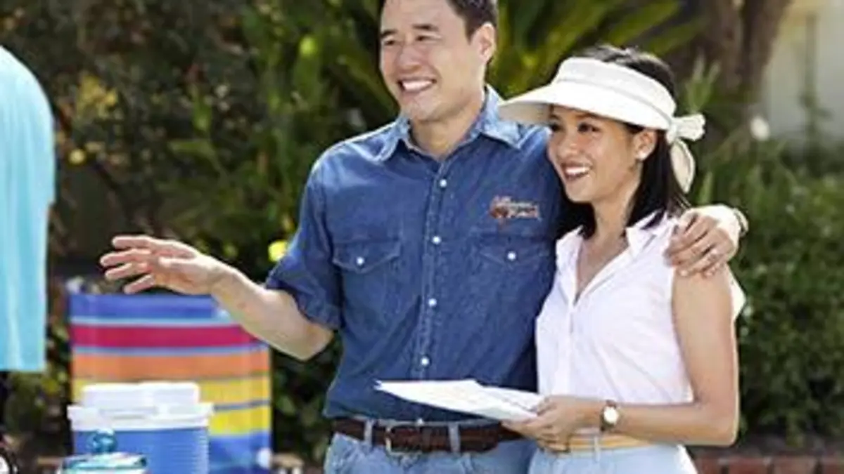 Bienvenue chez les Huang S01E03 Voisins, voisines