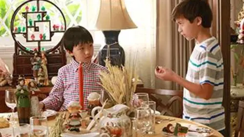 Bienvenue chez les Huang S02E08 Huangsgiving