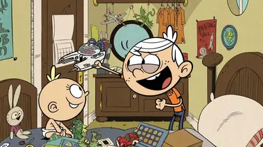 Une piscine pour les Loud / Tout le monde adore Lily