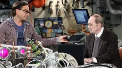 Big Bang Theory S07E07 L'article du professeur Proton