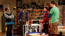 Big Bang Theory S02E22 La turbulence du matériel confidentiel