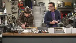 Big Bang Theory S09E19 Un fil à souder à la patte