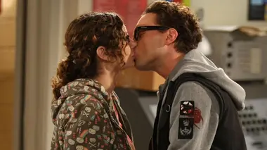 Big Bang Theory S01E03 Le corollaire de pattes-de-velours